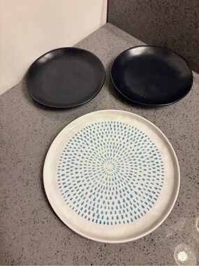 Crate & Barrel Ceramic Plate and 2 Mini Servers.